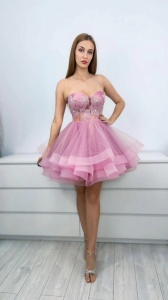 Rochie lila scurta clos cu broderie pretioasa si perle