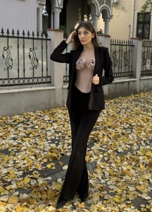 Costum Rania 3 piese negru bej - Img 2