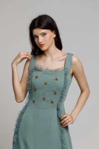 EDINA varnish dress with embroidery and tulle ruffle - Img 3