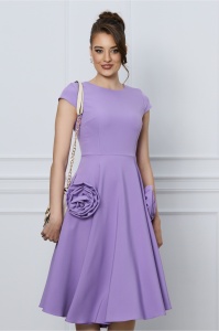 Rochie MBG lila cu trandafiri la buzunare