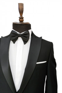 Costum negru ceremonie 