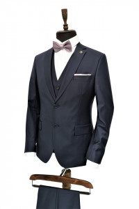 Costum bleumarin slim fit cu vesta