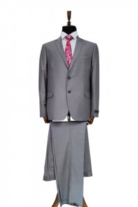 Costum clasic