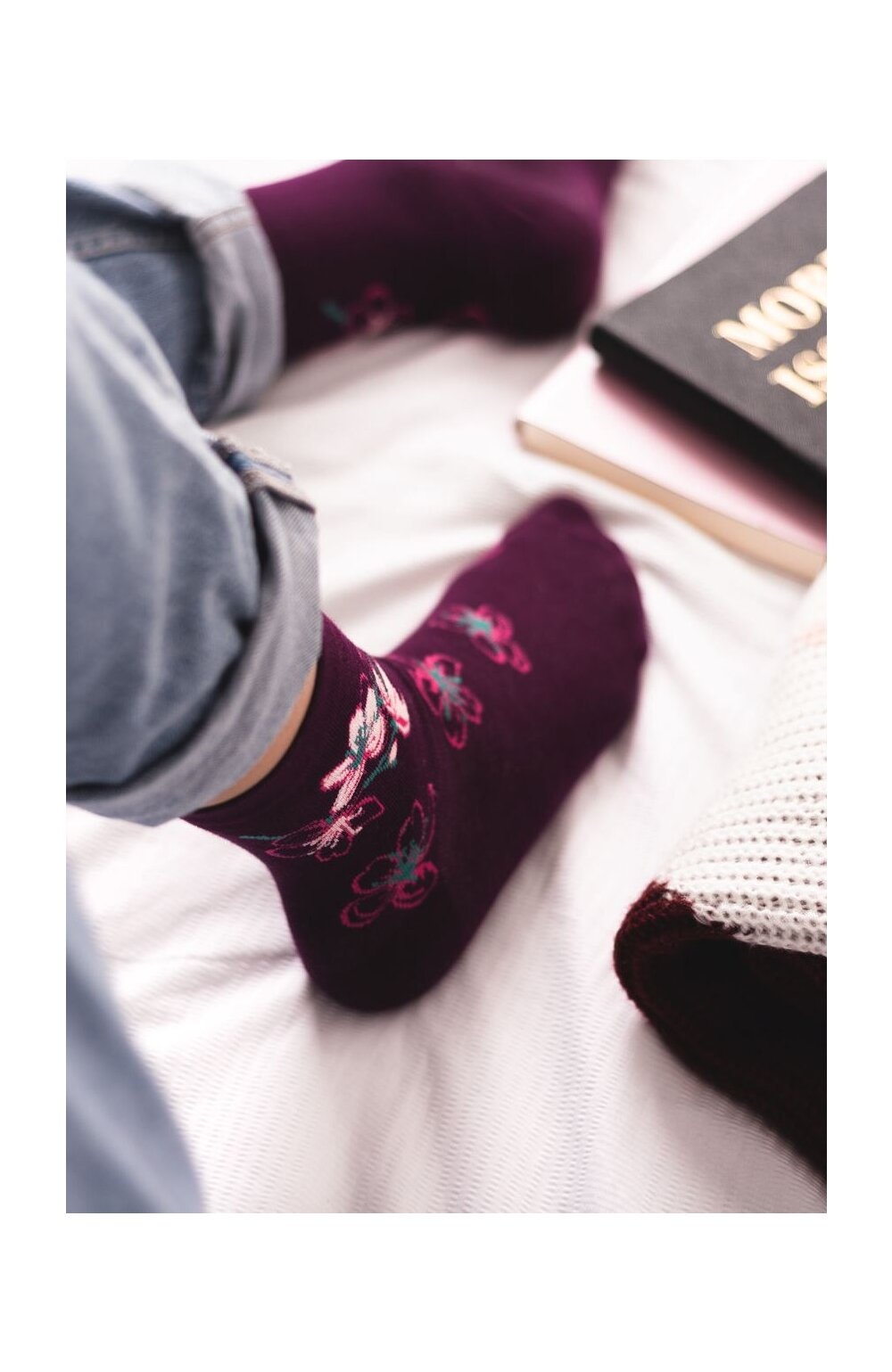 Sosete dama cu model floral - Steven S099-531D bordo (Marime: 35-37, Culoare: Burgund) (Marime: 35-37, Culoare: Burgund)