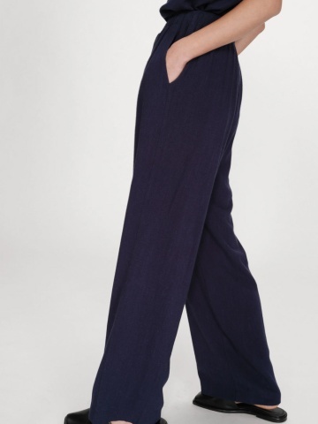 Pantaloni Raven navy blue lejeri cu talie inalta - Img 4