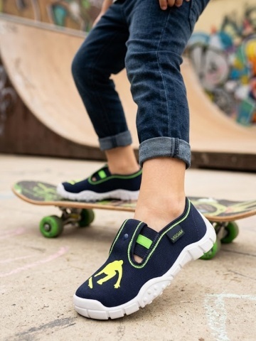 Tenisi sport pentru baieti cu barete elastice, model skate - Viggami