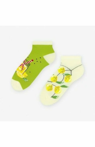 Sosete scurte barbati, model asimetric Lemonade - More S035-003 verde