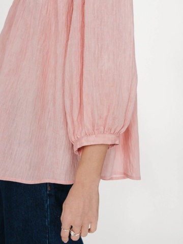 Bluza Vanille roz lejera cu maneci usor bufante - Img 6