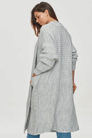 Cardigan lung de dama cu buzunare mari, gri deschis - Makadamia S153 - Img 3