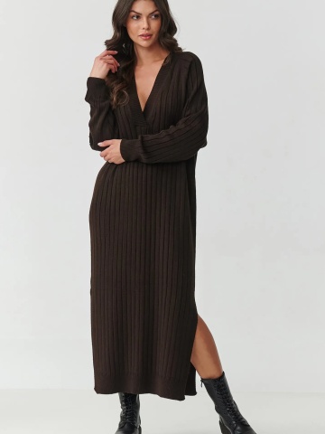 Pulover lung tip rochie cu decolteu in V, maro ciocolatiu - S161