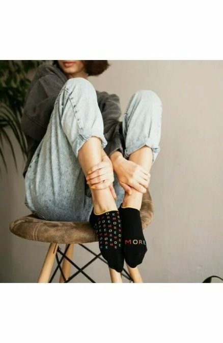 Talpici dama - Sosete dama - din bumbac, cu model asimetric - Happy socks - More S005-006 negru - Img 3