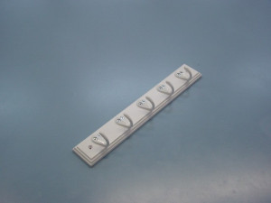 Şiruri de cuiere 300 SUP. CHEIE 265, alb, lemn-metal