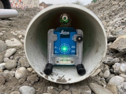 Laser Verde pentru Conducte, Piper 100G - set telecomanda IR si accesorii - Leica-6016058 - Img 4