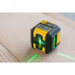 Stanley STHT77592-1, nivela laser Cross90, 1 fascicul 2 linii incrucisate + 1 fascicul 90°, lumina verde (510 nm), prindere cu clema, 2x1.5V AA, ± 0.5mm/m, raza actiune 16m - Img 3