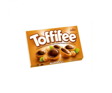 Praline cu Aluna Invelita in Ciocolata cu alune Toffifee 125g