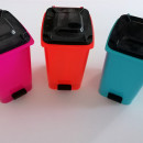 Suport instrumente de scris model pubela cu pedala - Img 3