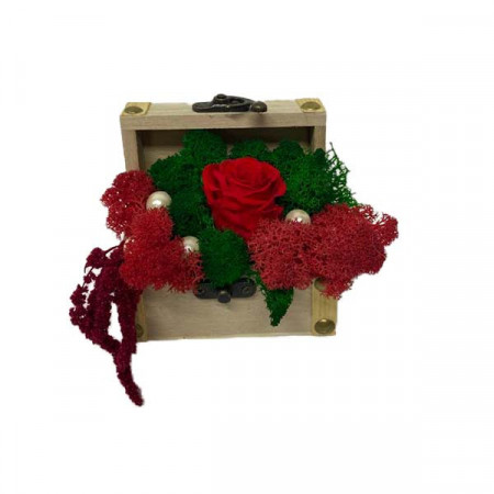 Aranjament floral cu trandafir criogenat, in cutiuta tip cufar, rosu, 8 x 5 cm