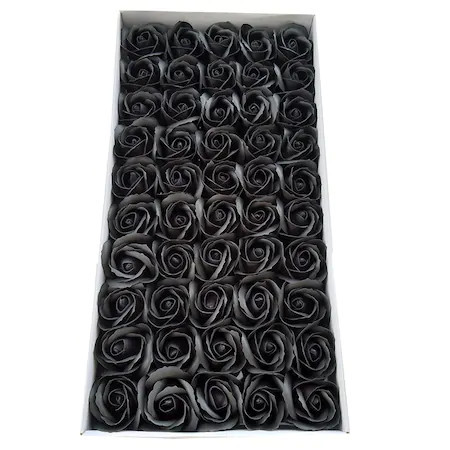 Cutie cu 50 trandafiri din sapun, negru