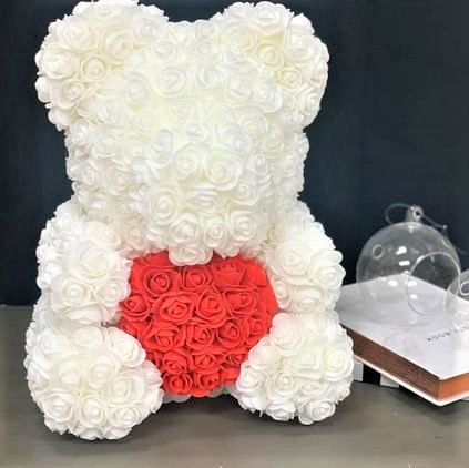 Ursulet floral alb cu inima rosie din Trandafiri 40 cm, decorat manual, cutie cadou