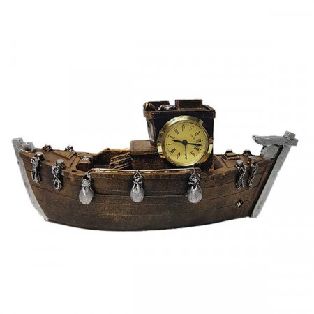 Decoratiune ceas in forma de corabie din rasina, maro