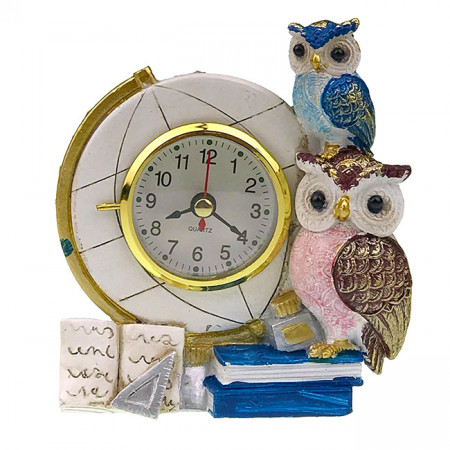 Decoratiune ceas de masa in forma de glob pamantesc, cu bufnite, din rasina, Blue/Roz, 12x13cm