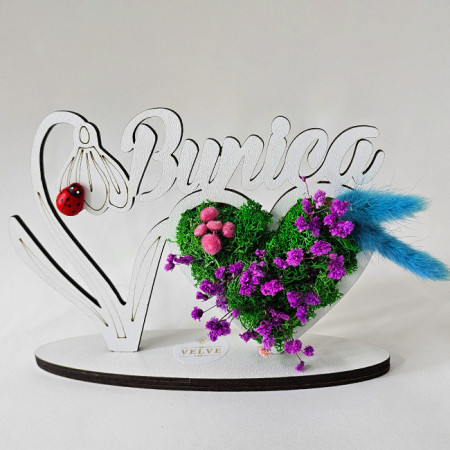 Ornament din lemn Draw Me, ce poate fi personalizat cromatic, cu tematica individuala (Bunica), buburuza rosie, licheni stabilizati si imortele, Albastru deschis