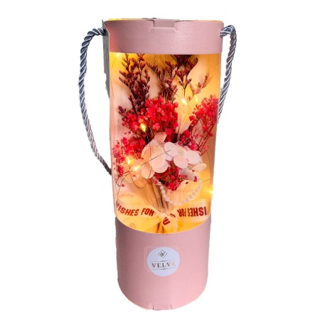 Aranjament floral de primavara, cu LED, buchet de flori criogenate si hortensii de sapun, cu voal perlat, Roz