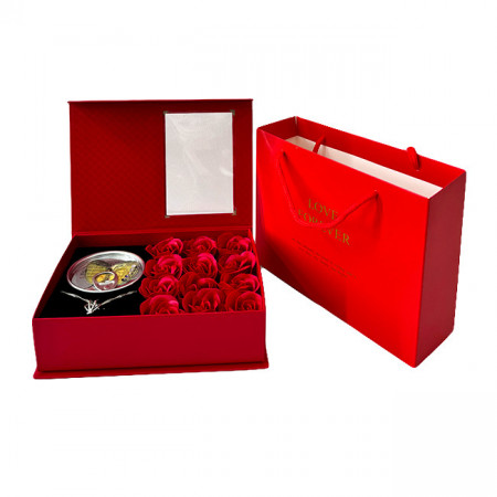 Set cadou "Pearl in real life", cu 12 trandafiri de sapun, kit cu lantic, pandativ pentru montare perla, in cutie eleganta, Rosu