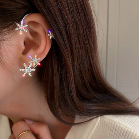 Cercel ear cuff pe toata urechea, Royal Flower argintiu pentru urechea dreapta