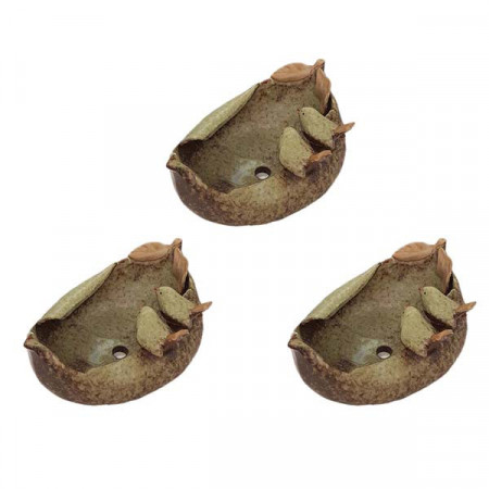 Set 3 decoratiuni din ceramica in forma de frunza, cu doua randunici