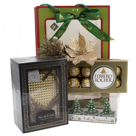 Pachet cadou Merry Christmas, Parfum arabesc Ard Al Zaafaran Fakhar Al Oud 100 ml, praline Ferrero Rocher, set trei lumanari si decoratiune crenguta de brad