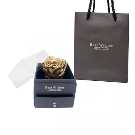 Cutie tip sertar cu trandafir criogenat auriusi punga de cadou
