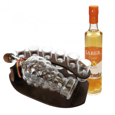 Pachet Minibar, Saber Elyzia Caisata 25%, 0.5L, suport din lemn in forma de semiluna si 6 pahare