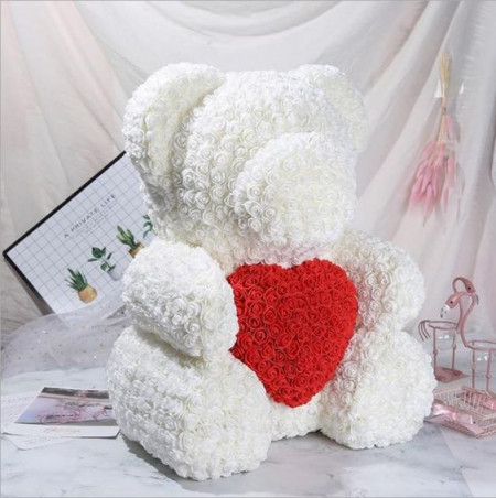 Ursulet floral alb cu inima rosie din Trandafiri 70 cm, decorat manual, cutie cadou