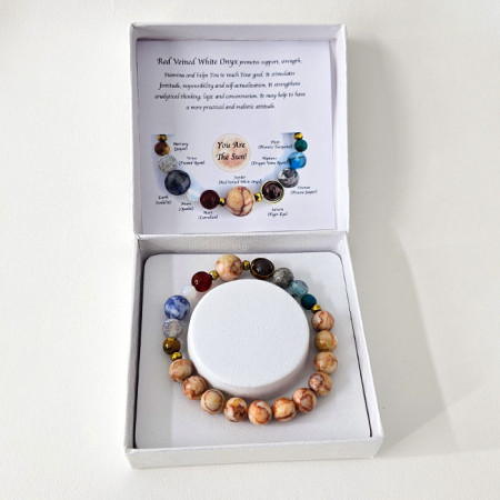 Bratara 10 Planets Red Veined White Onyx, din pietre semipretioase in cutie cadou, semnificand planetele galaxiei