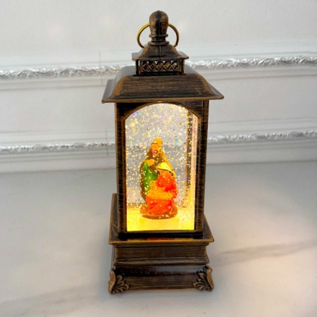 Decoratiune luminoasa si muzicala cu tematica de Craciun, tip felinar, cu Scena Nasterii Domnului, 21x8x8cm, Maro Vintage