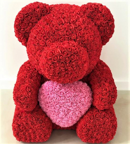 Ursulet floral rosu cu inima roz din Trandafiri 70 cm, decorat manual, cutie cadou