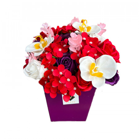 Cosulet Prinsess cu orhidee, hortensii si trandafiri de sapun, mov/alb/rosu