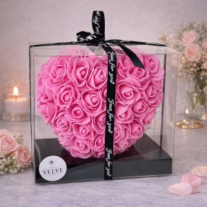 Aranjament floral tip Inima, cu trandafiri din spuma, realizat hand-made, in cutie cadou, Roz, 15 cm