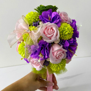 Buchet Mireasa cu trandafiri, stamine, anemone si dalii de sapun, multicolor - Img 5