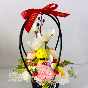 trandafiri, oua, pui galben, decoratiuni,