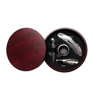 Cutie rotunda eleganta cu 4 accesorii pentru desfacerea sticlei cu vin, din lemn maro - Img 3