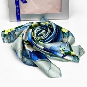 Esarfa premium dama cu imprimeu botanic, 70 x 70 cm, Bleu-Verde - Img 3