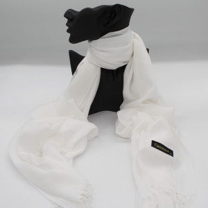 Esarfa tip sal, din material subtire cu casmir, in cutie cadou, Alb2