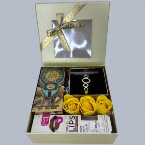 Pachet cadou pentru femei, cu Parfum arabesc Dar Al Hae New 50ml, Bratara Pagasae, Kit Lips Eveline si 3 trandafiri de sapun - Img 4