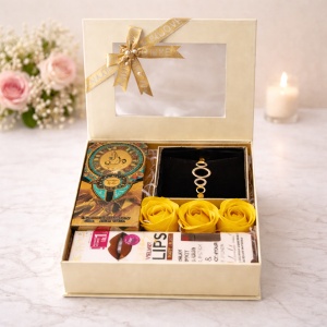 Pachet cadou pentru femei, cu Parfum arabesc Dar Al Hae New 50ml, Bratara Pagasae, Kit Lips Eveline si 3 trandafiri de sapun