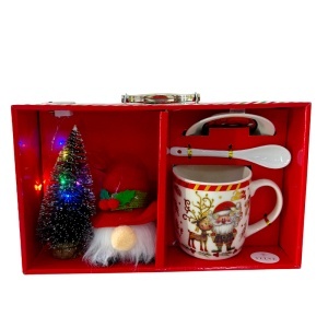 Pachet de Craciun, cu spiridus decorativ si set ceramic Santa's Milk Dinner, in cutie tematica, Model IV, 29x17x89 cm