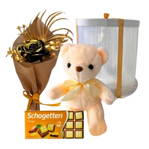 Pachet Golden Love cu ursulet de plus crem, trandafir auriu de sapun si ciocolata Schogetten, in cutie cadou transparenta - Img 2