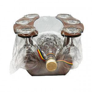 Pachet Minibar, Bran Caisata 30%vol. 0.7L, suport din lemn in forma de potcoava pentru bautura traditionala cu 6 pahare