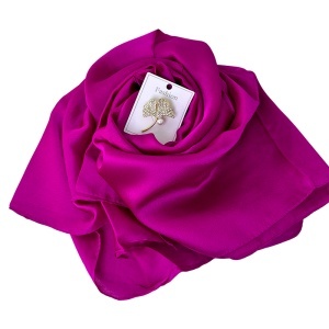 Pachet Silky pentru femei, cu esarfa eleganta si brosa, in cutie cadou, Mov - Img 5